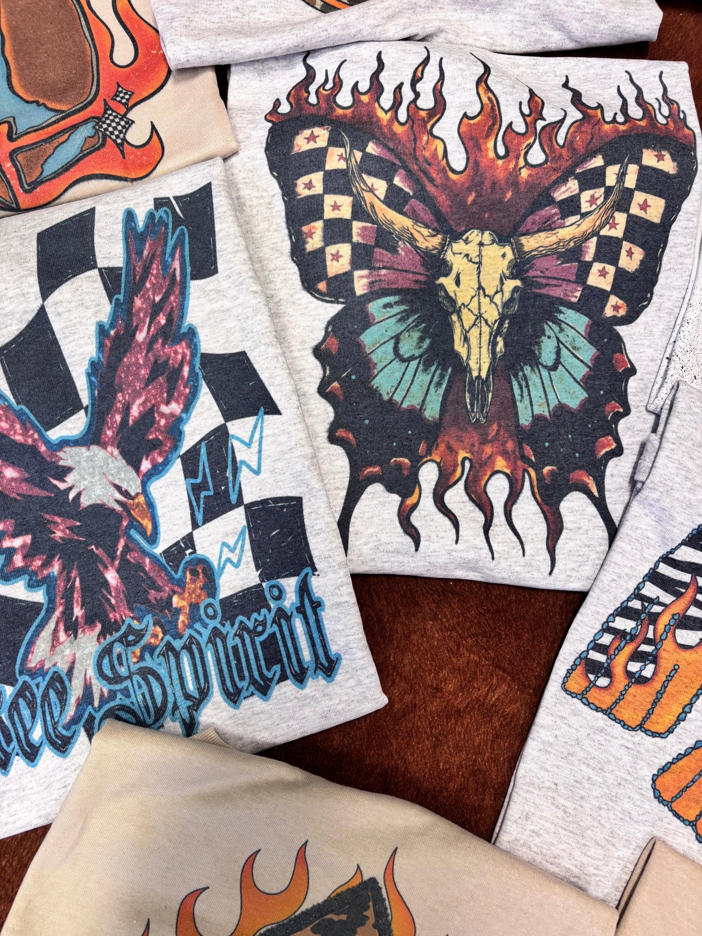 BULL SKULL BUTTERFLY TEE