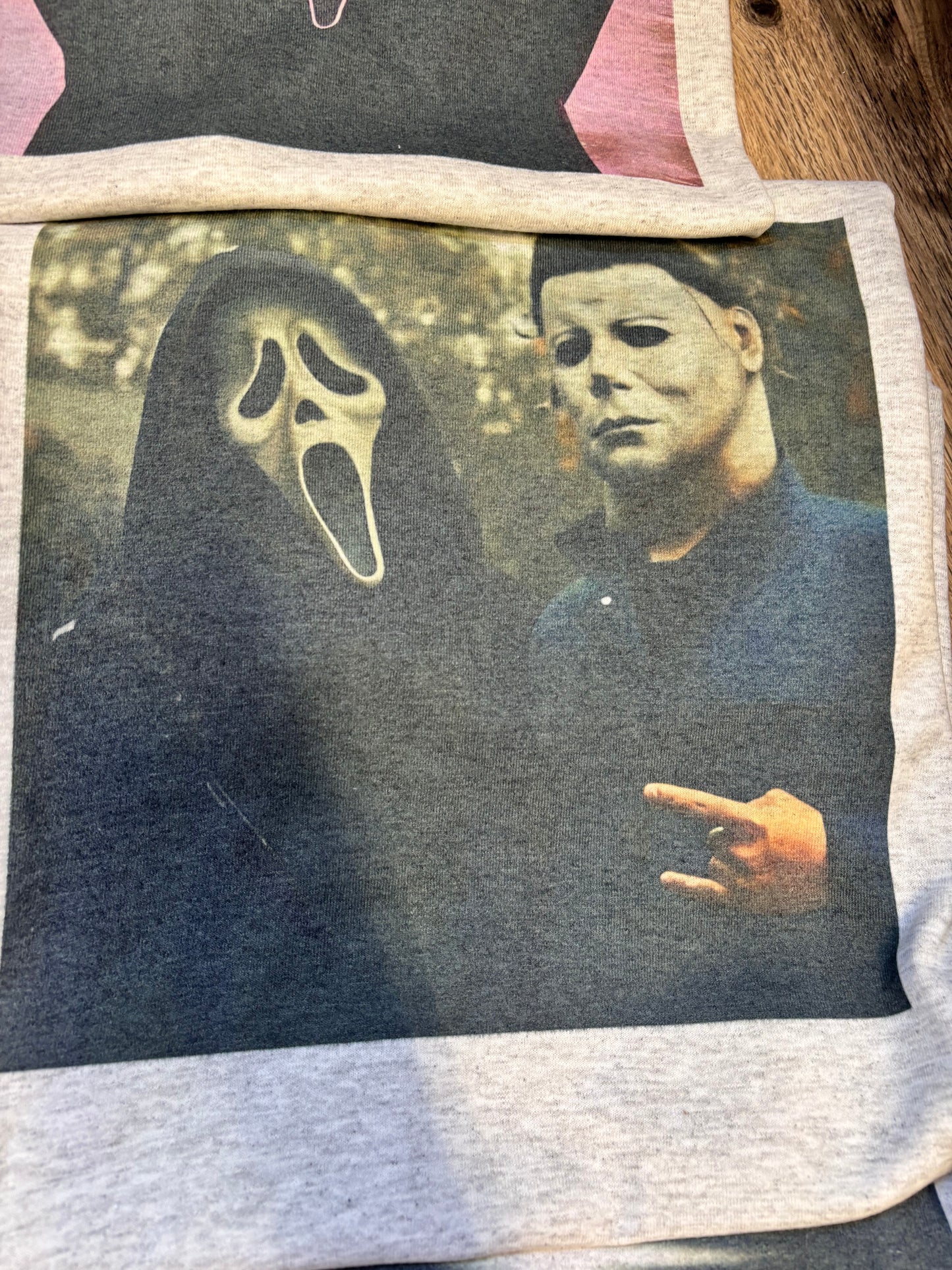 MICHAEL & SCREAM SELFIE SUB TEE