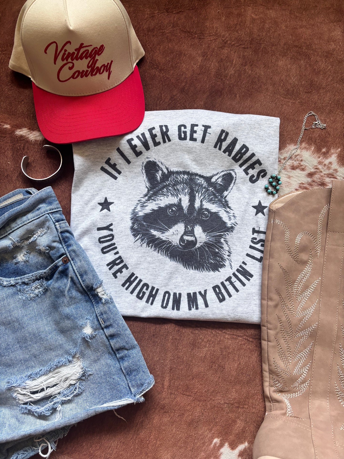 Bitin’ list tee