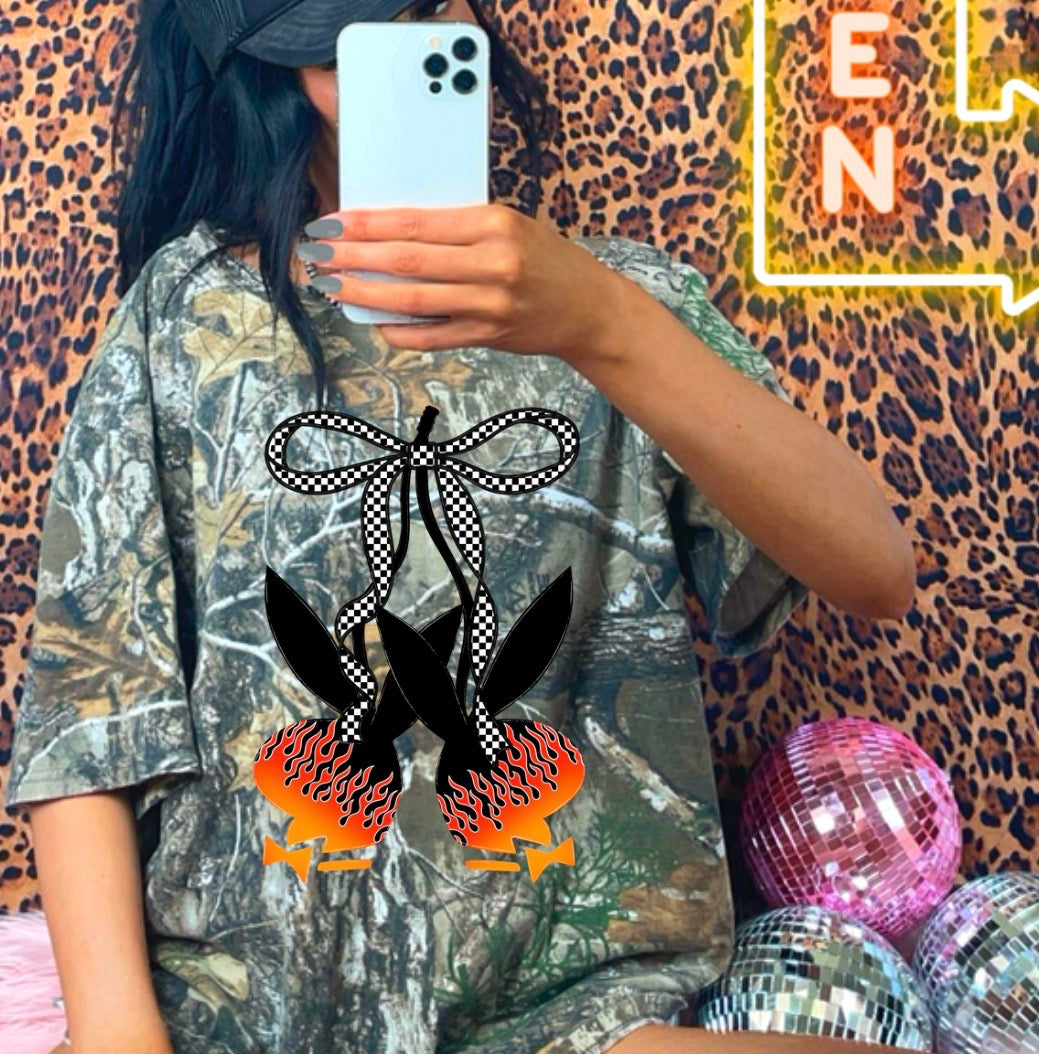 Bunny cherry camo tee