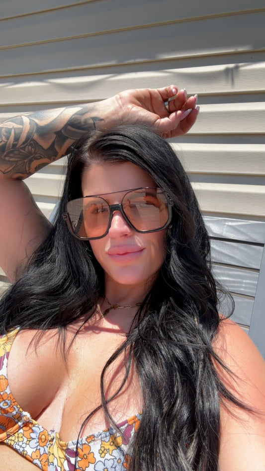 ORANGE FRAMED GLASSES