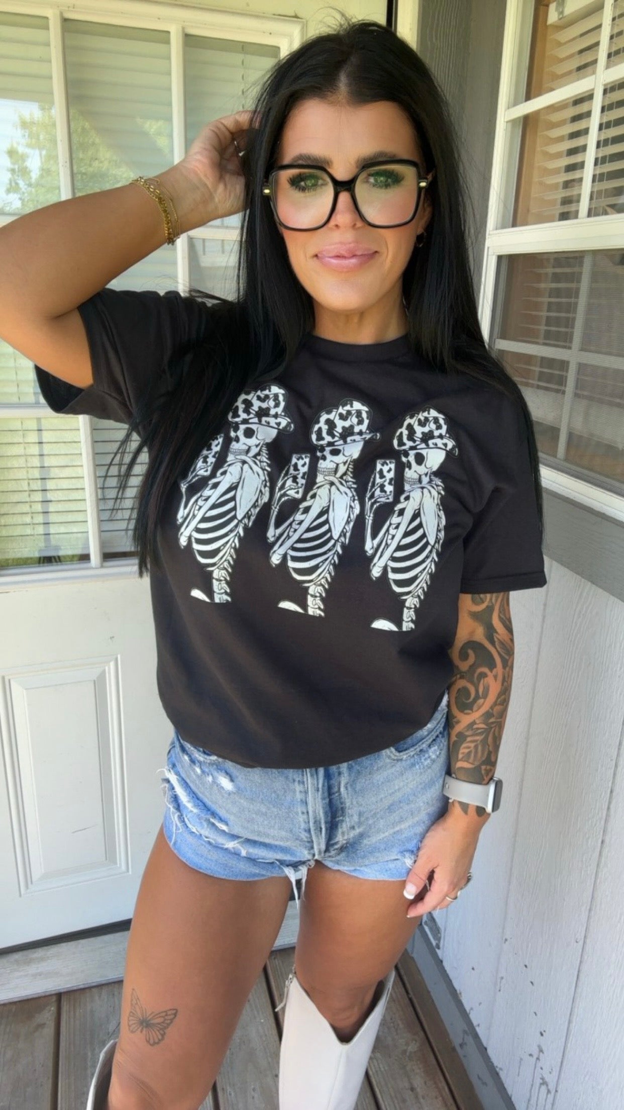 SELFIE SKELE TEE