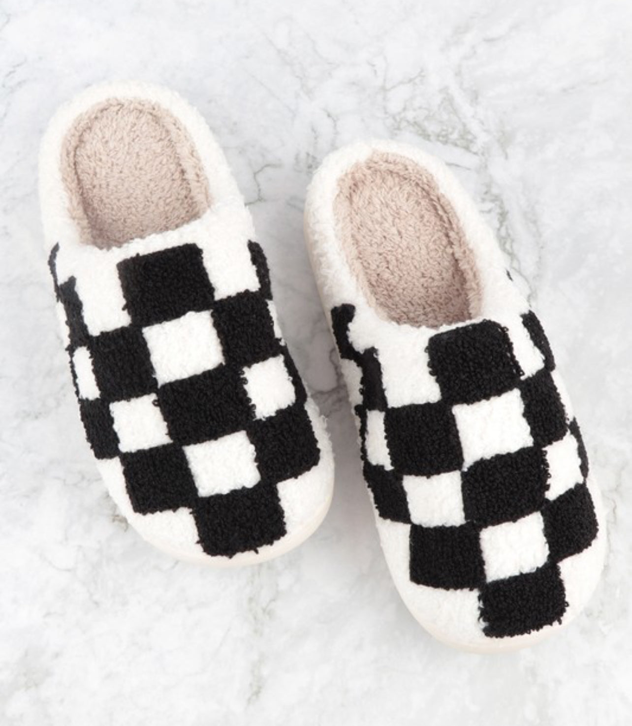 CHECKERED SLIPPER