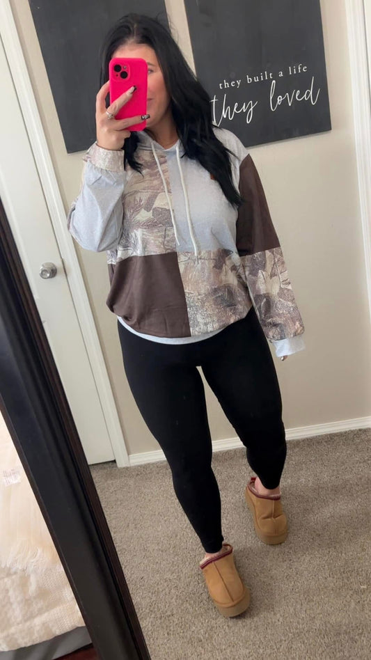 C- HART PREORDER PULLOVER