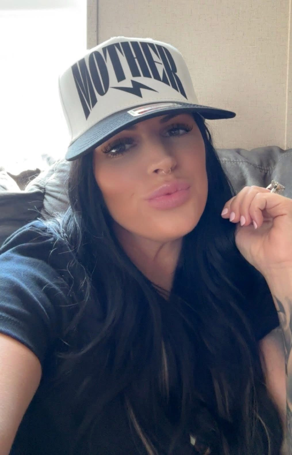 MOTHER BLACK BILL HAT